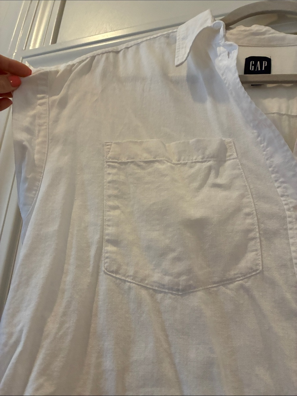 GAP White Short-Sleeve Boxy Button-Down Shirt - Picture 3 of 5